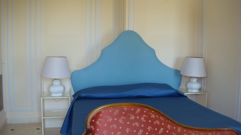 Villa Manu B&B Chambre D'Hote Les Issambres Room photo