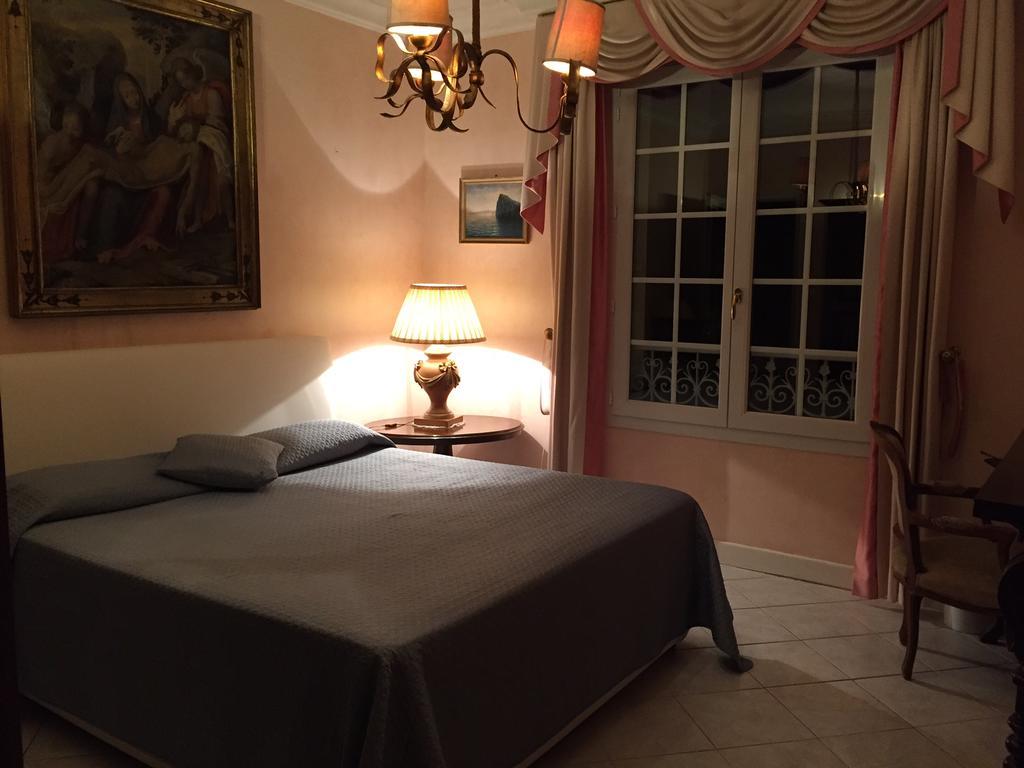 Villa Manu B&B Chambre D'Hote Les Issambres Exterior photo