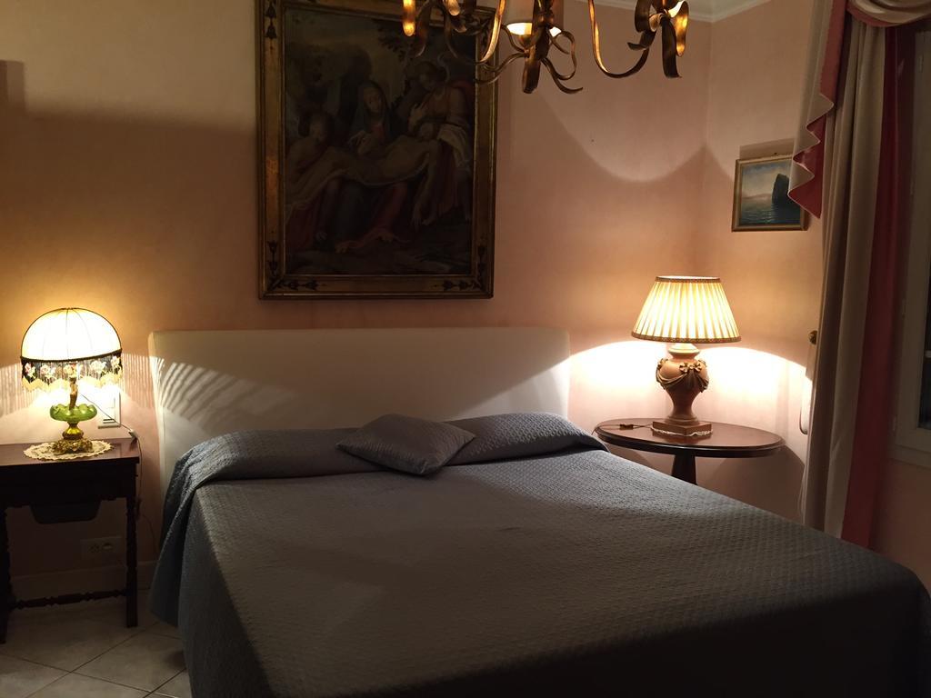 Villa Manu B&B Chambre D'Hote Les Issambres Exterior photo
